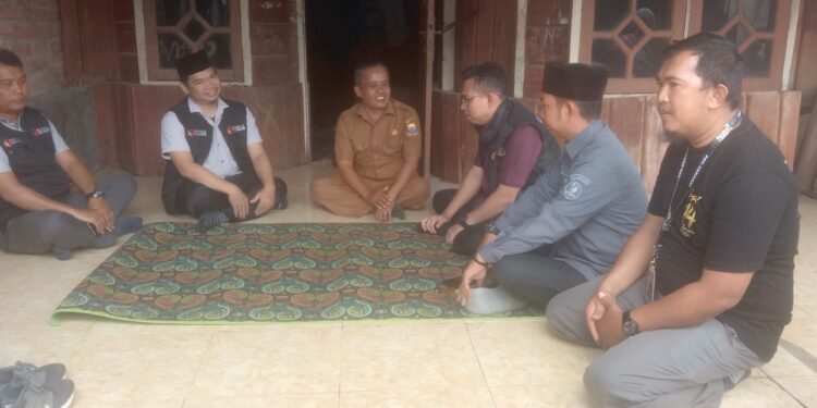 Bawaslu Provinsi Jambi Lakukukan Pemantauan Dan Pengecekan Coklit Didamping Langsung Ketua Bawaslu Tanjabtim 