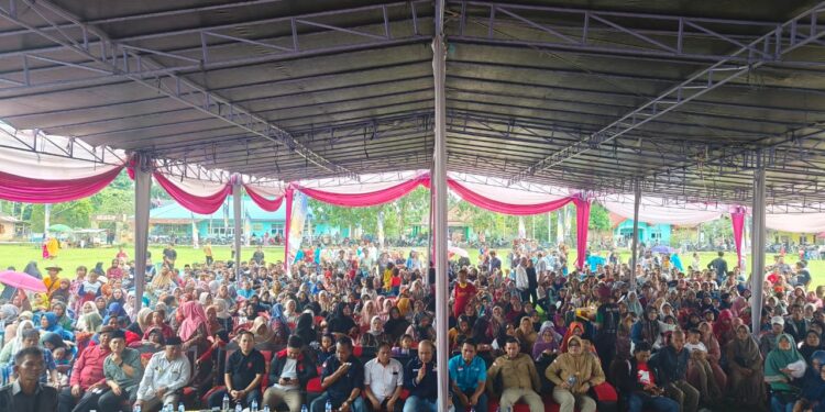 Pengukuhan Tim Kemenangan Dilla-MT di Sabak Barat 8 Serikat Buruh Siap Menjemput Kemenangan