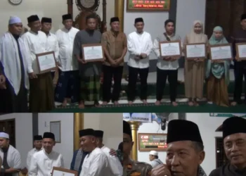 Tarawih Perdana Wakil Bupati Tanjab Timur Muslimin Tanja Dampingi Wakil Gubernur Jambi Drs. Kyai H. Abdullah Sani di Masjid Nahdatul