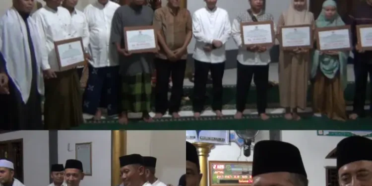 Tarawih Perdana Wakil Bupati Tanjab Timur Muslimin Tanja Dampingi Wakil Gubernur Jambi Drs. Kyai H. Abdullah Sani di Masjid Nahdatul