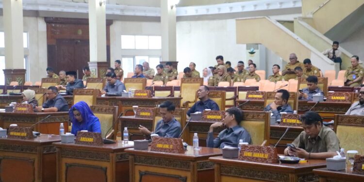 DPRD Tanjabtim Gelar Paripurna Pandangan Umum Fraksi Nota Pengantar LPJ Bupati Tahun 2024