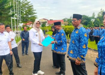 Bupati Tanjabtimur Serahkan SK Pengangkatan 427 CPNS dan PPPK