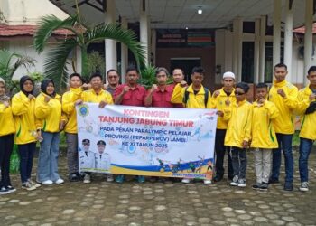 Ketua KONI dan Dinas Parbudpora Tanjabtim Lepas Atlet Disabilitas untuk Berlaga di Peparperov Jambi XI Tahun 2025