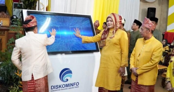 HUT Ke 26, Bupati dan Wakil Bupati Tanjabtim Lounching Call Centre 24 Jam