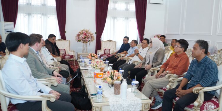 Tanjabtim Bidik Hilirisasi Kelapa, Bupati Hj. Dilla Hikmah Sari Sambut Investor Jerman dan Akademisi UNJA