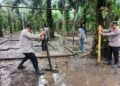 Polsek Muara Sabak Timur Tertibkan Lokasi Diduga Arena Judi Sabung Ayam di Parit 7