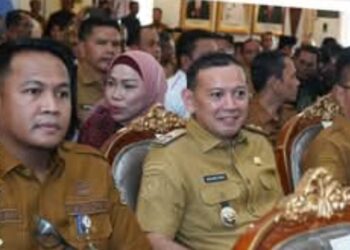 Wabup Tanjabtim Hadiri Peresmian POSBANKUM dan Penghargaan Desa/Kelurahan Jambi