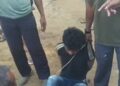 Warga Ramaikan Polsek Rantau Rasau, Serahkan Terduga Pelaku Penikaman Beberapa Waktu Lalu